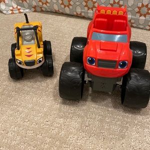 Blaze and the Monster Machines - Blaze and stripes